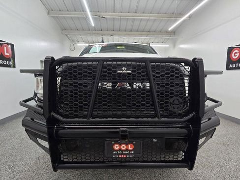 Used 2022 RAM 2500 Tradesman AWD/4WD image 3