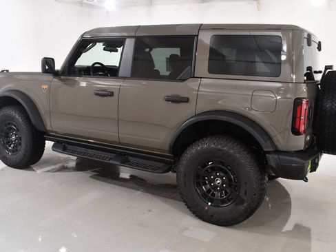New 2026 Ford Bronco Badlands AWD/4WD image 15