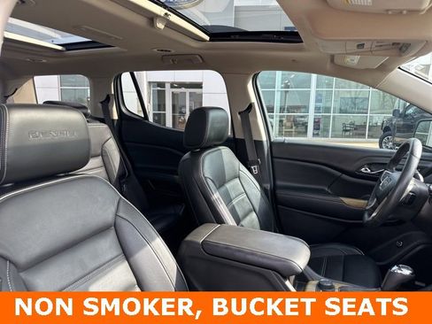 Used 2017 GMC Acadia Denali w/ Technology Package image 2