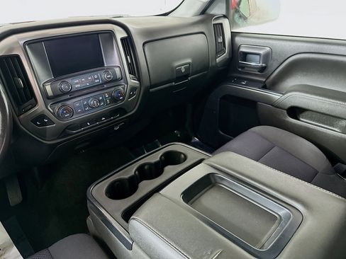 Used 2018 Chevrolet Silverado 1500 LT w/ All Star Edition image 21