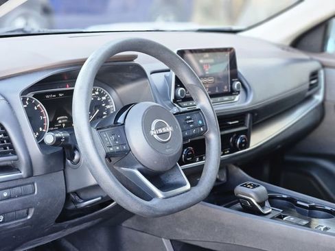 Certified 2023 Nissan Rogue SV FWD image 12