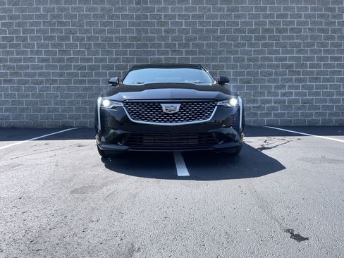 Used 2024 Cadillac CT4 Premium Luxury image 9