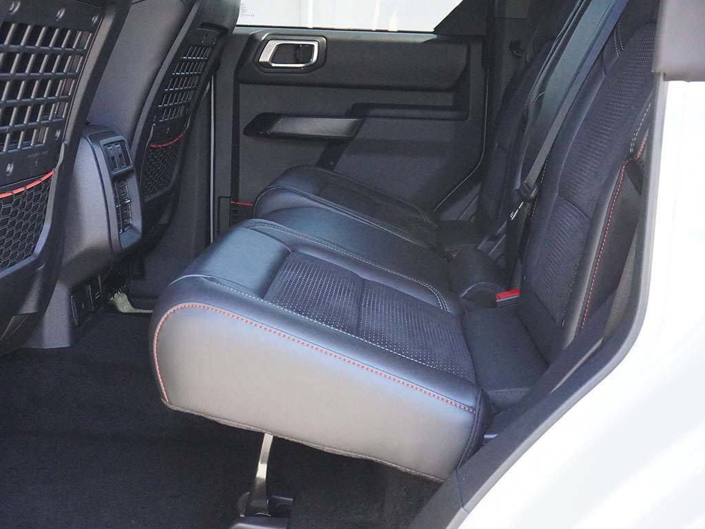Used 2026 Ford Bronco Raptor w/ Interior Carbon Fiber Pack AWD/4WD image 31