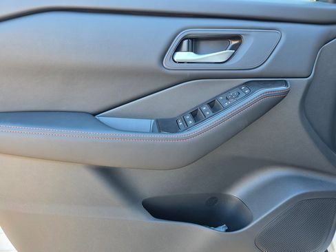 New 2026 Nissan Rogue SV image 18