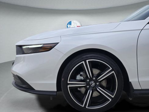 Used 2023 Honda Accord Sport image 28