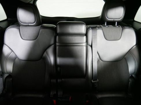 Used 2018 Jeep Cherokee Latitude Plus w/ Cold Weather Group image 13