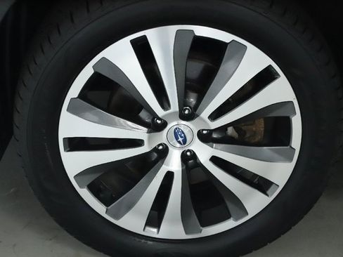 Used 2019 Subaru Ascent Limited w/ Popular Package #3 image 41