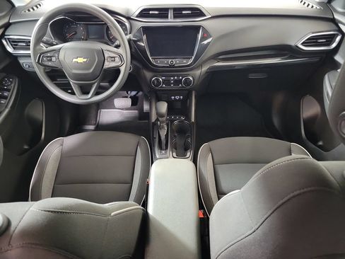 Used 2023 Chevrolet TrailBlazer LT w/ Convenience Package FWD image 14