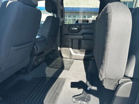 Used 2021 Chevrolet Silverado 1500 LT image 10