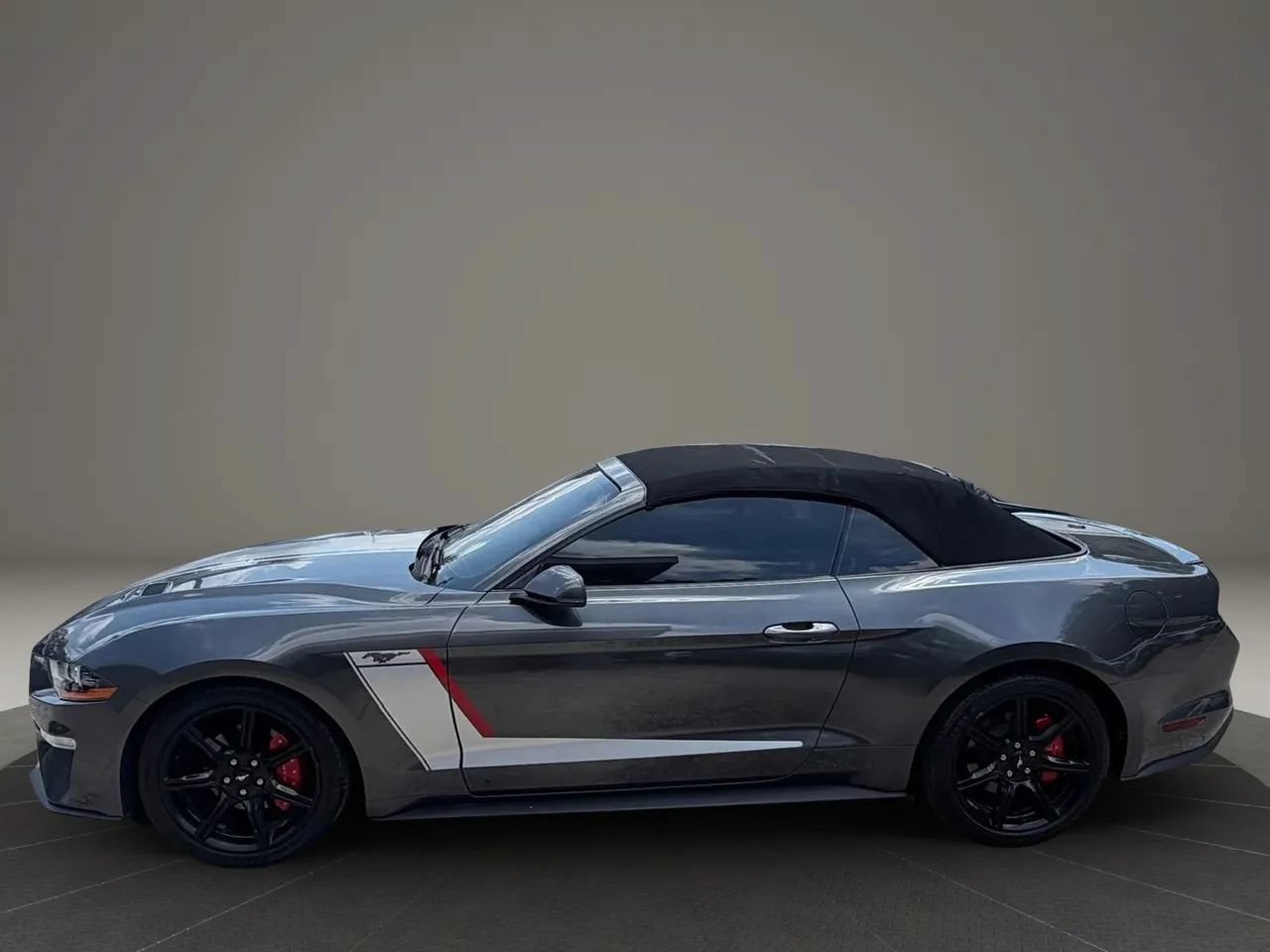 Used 2018 Ford Mustang Premium w/ Black Accent Package RWD image 2