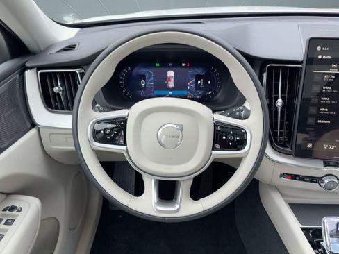 New 2026 Volvo XC60 B5 Ultra w/ Protection Package Premier image 26