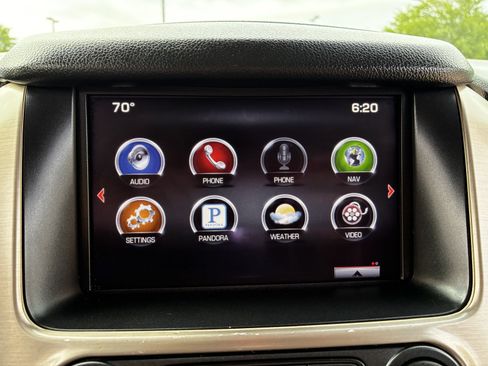 Used 2015 GMC Yukon XL Denali w/ Touring Package RWD image 37