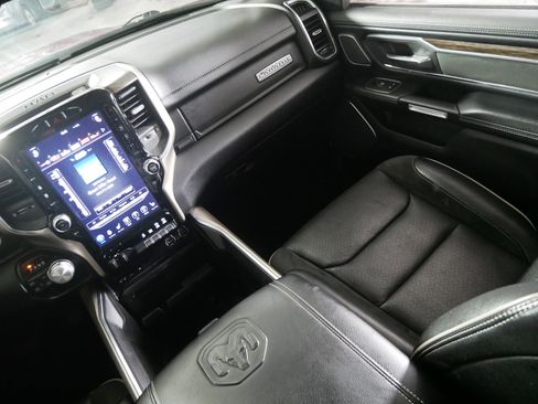 Used 2019 RAM 1500 Laramie image 11