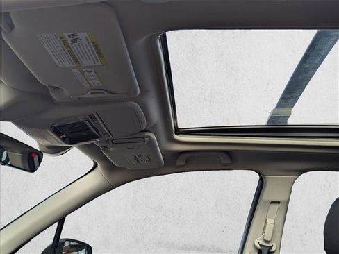 Used 2021 Subaru Forester Touring image 16