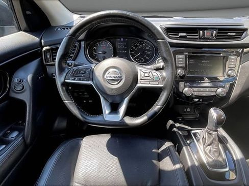 Used 2022 Nissan Rogue Sport SL w/ Premium Package AWD/4WD image 10