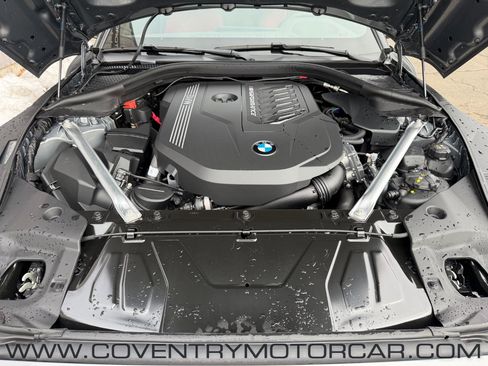 Used 2025 BMW Z4 M40i w/ Edition image 16