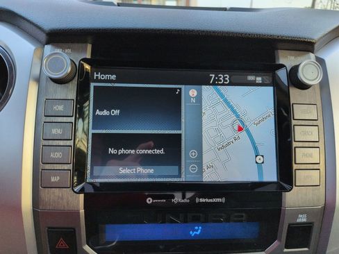 Used 2021 Toyota Tundra Limited w/ Limited Premium Package image 19