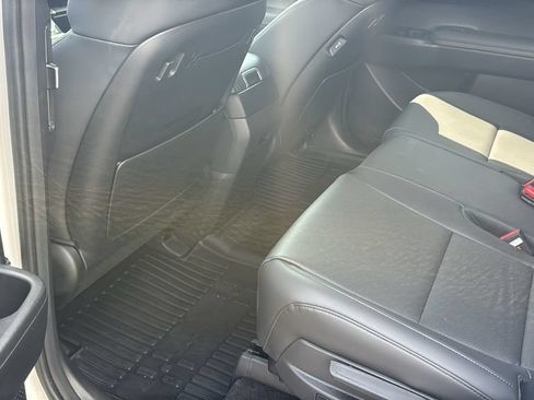 Used 2026 Hyundai Santa Fe SEL FWD image 33