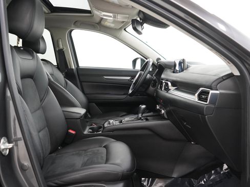 Used 2018 MAZDA CX-5 Touring w/ Preferred Equipment Package AWD/4WD image 11