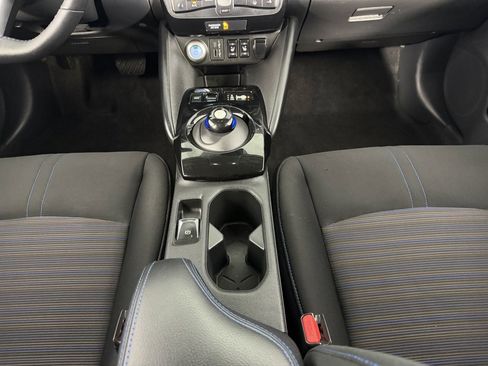 Used 2024 Nissan Leaf SV Plus image 16