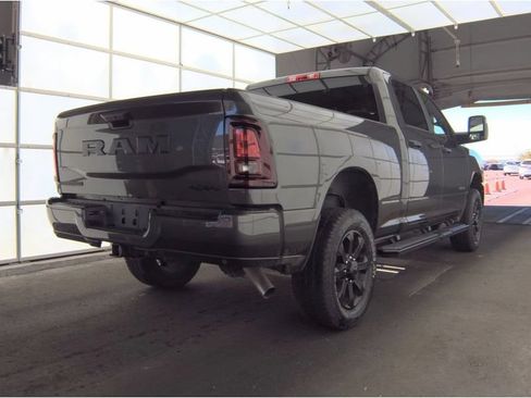 Used 2025 RAM 2500 Big Horn AWD/4WD image 2