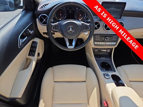Used 2018 Mercedes-Benz GLA 250 4MATIC image 11