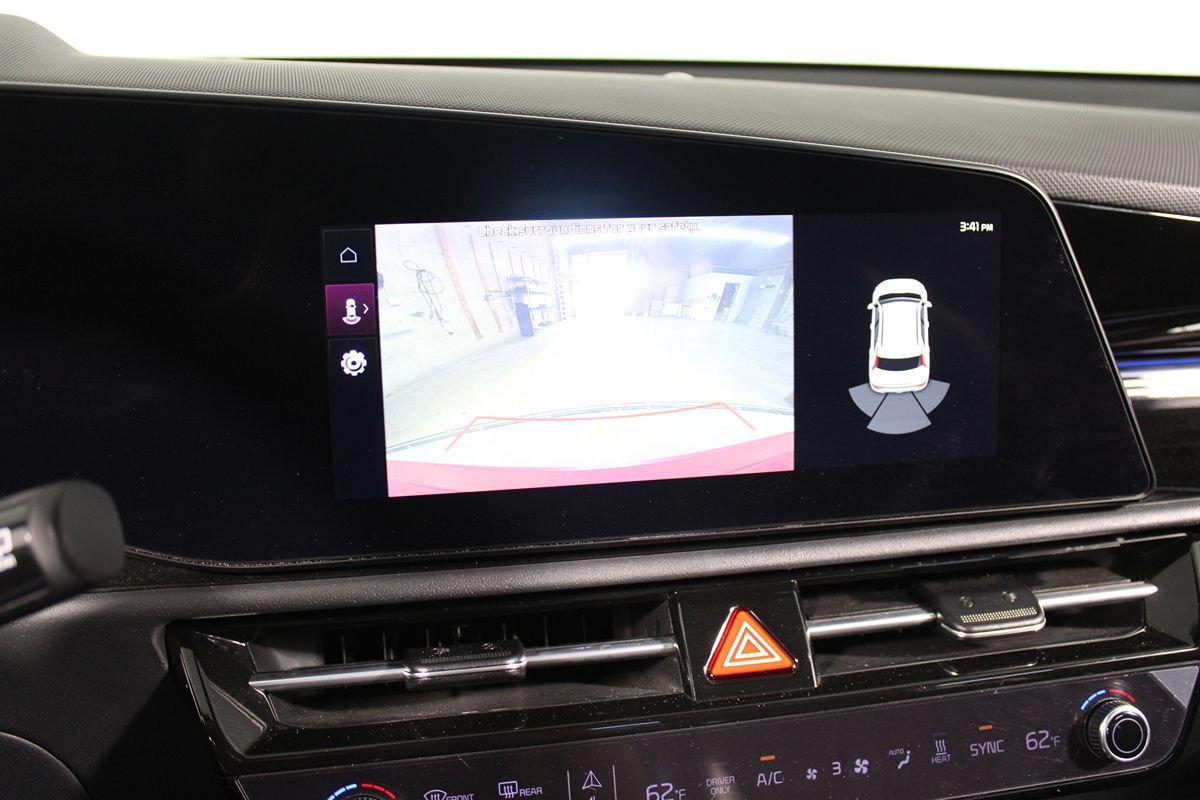 Used 2024 Kia Niro Wind FWD image 17