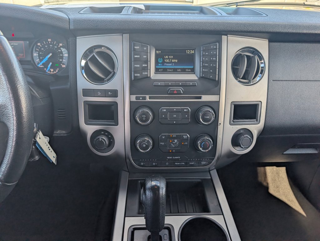 Used 2017 Ford Expedition XLT AWD/4WD image 20