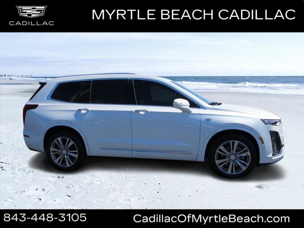 Used 2023 Cadillac XT6 Premium Luxury w/ Platinum Package FWD image 2