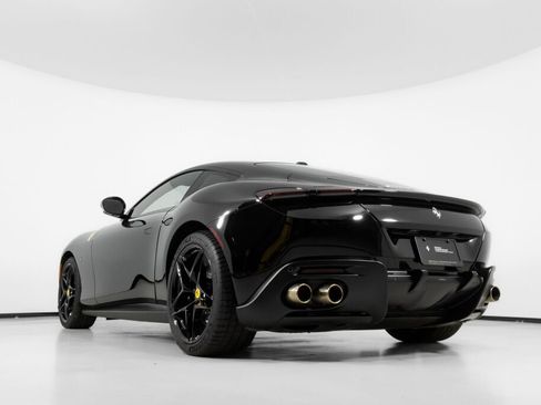 Used 2024 Ferrari Roma image 17