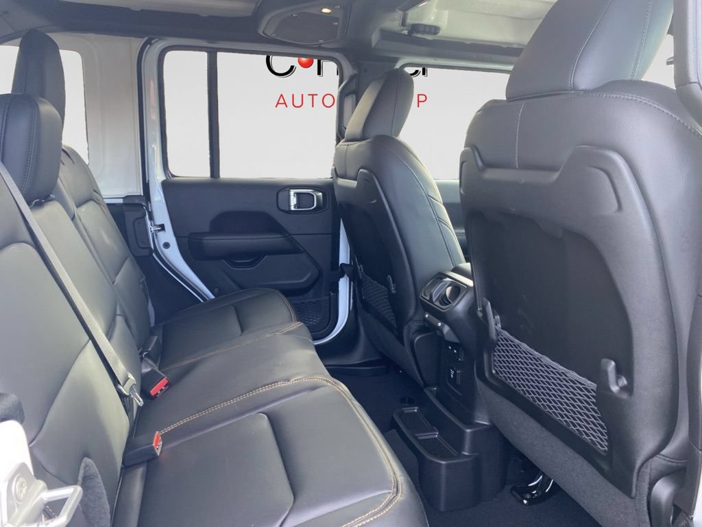 New 2026 Jeep Wrangler Unlimited Sahara AWD/4WD image 15