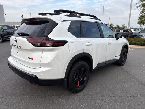 Used 2025 Nissan Rogue SV w/ Rock Creek Premium Package AWD/4WD image 9