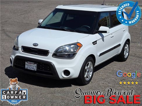 Used 2013 Kia Soul FWD image 1