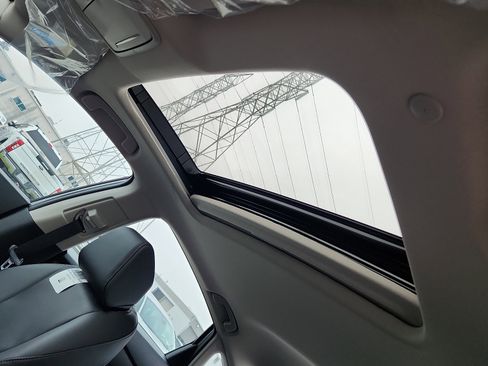 New 2025 Honda Accord EX-L image 10