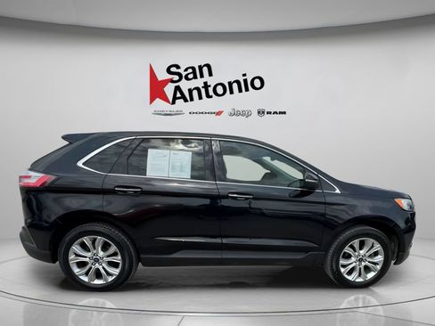 Used 2020 Ford Edge Titanium w/ Equipment Group 301A AWD/4WD image 16