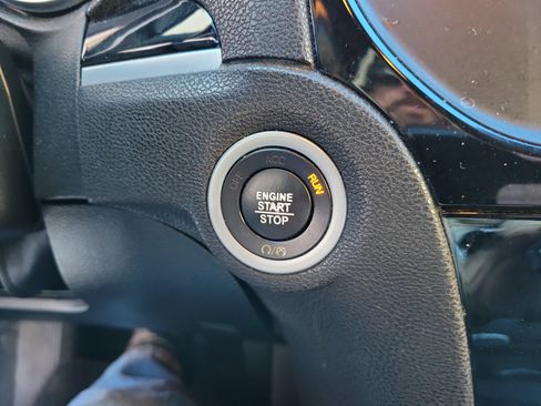 Used 2021 Chrysler 300 S image 25