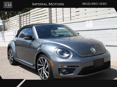 Used 2014 Volkswagen Beetle R-Line image 1