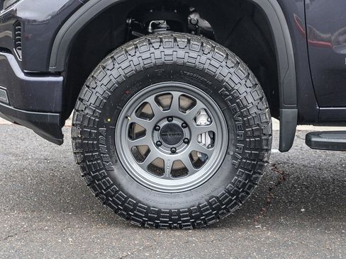 Used 2022 GMC Sierra 1500 Denali image 9