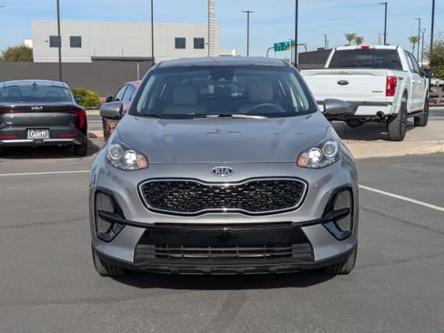 Used 2021 Kia Sportage LX image 8