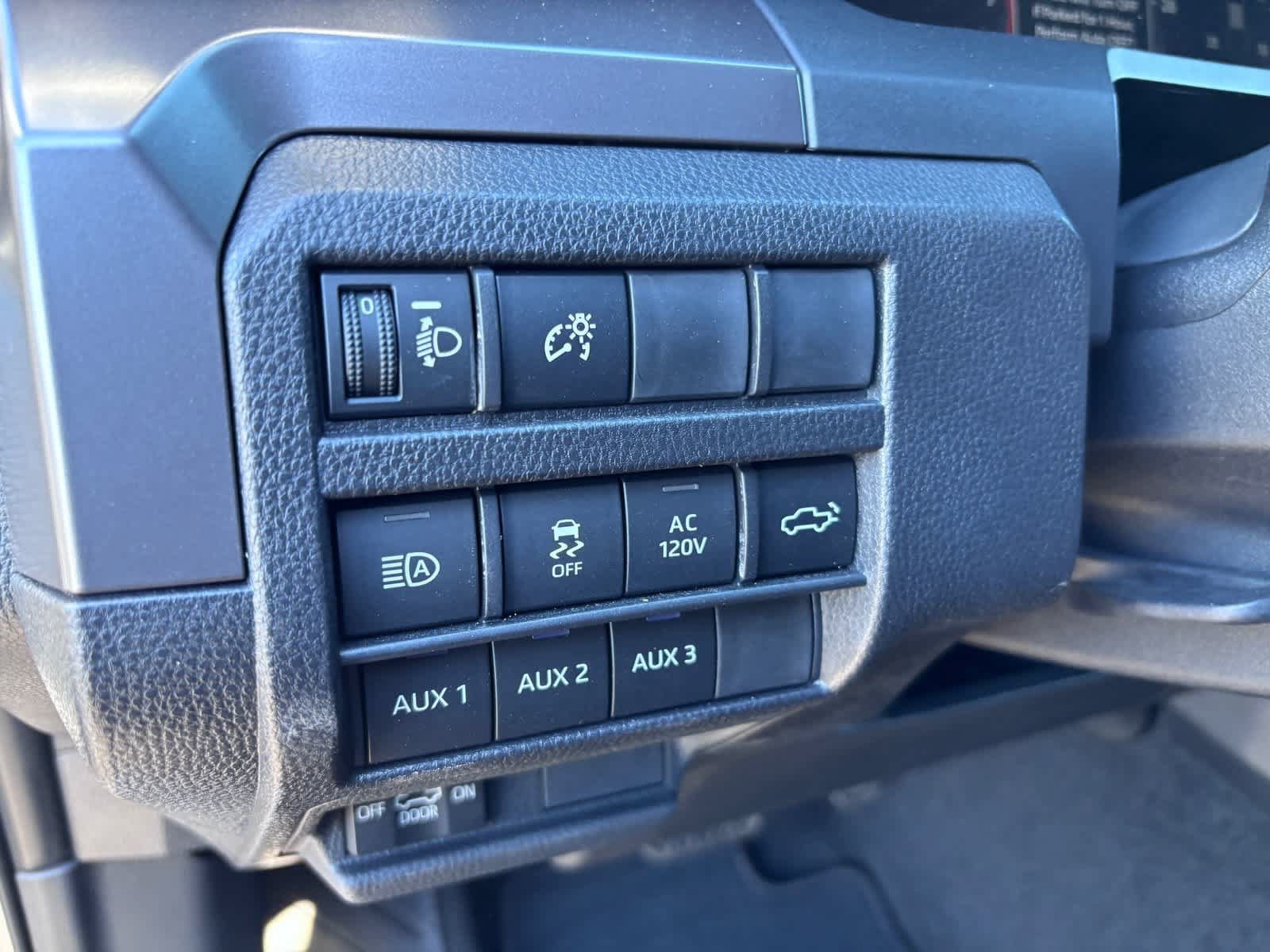 Used 2026 Toyota Tacoma TRD Off-Road w/ TRD Off Road Premium Package AWD/4WD image 18