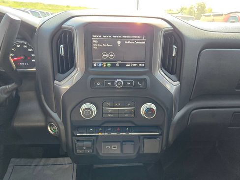 Used 2024 GMC Sierra 1500 Pro w/ Pro Value Package AWD/4WD image 19