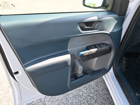 New 2026 Ford Maverick Lobo AWD/4WD image 13