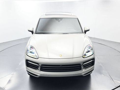 Certified 2023 Porsche Cayenne Platinum Edition AWD/4WD image 42
