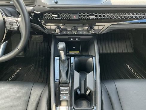 Used 2024 Honda Accord Touring image 15