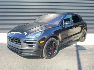 Certified 2024 Porsche Macan GTS image 1