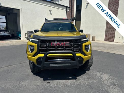 Used 2023 GMC Canyon AT4X AWD/4WD image 2
