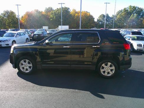 Used 2013 GMC Terrain SLE w/ LPO, Chrome Package image 3