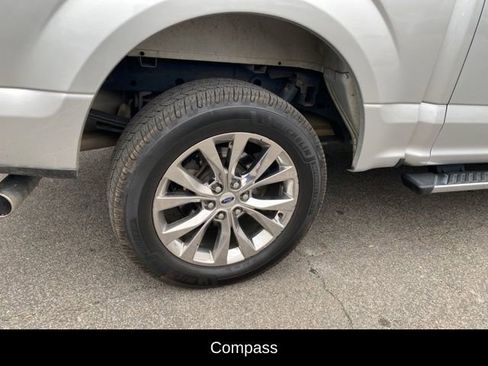 Used 2016 Ford F150 XLT w/ Equipment Group 302A Luxury image 9