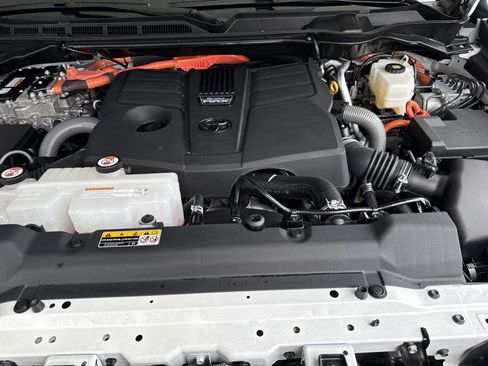Used 2026 Toyota Sequoia 4WD image 34