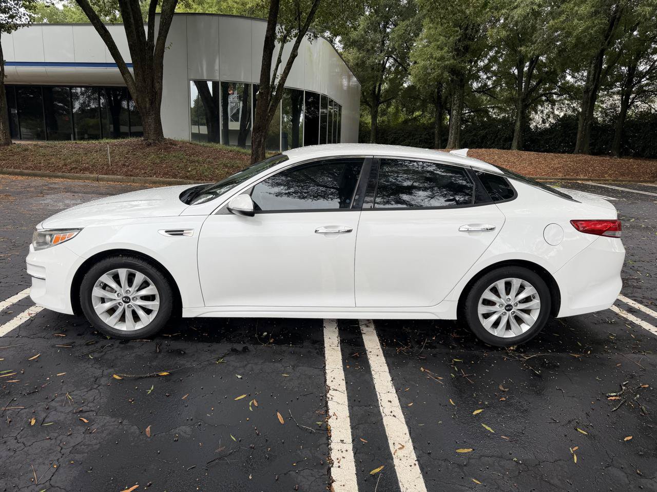 Used 2018 Kia Optima EX FWD image 8